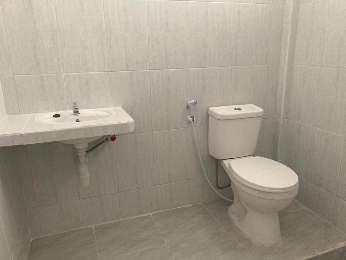 Hotel Surya Citra Jogja A Mitra Reddoorz يوغياكارتا المظهر الخارجي الصورة